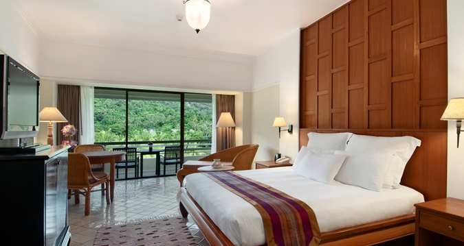 تور تایلند هتل هیلتون - آژانس مسافرتی و هواپیمایی آفتاب ساحل آبی
